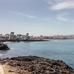 Flatguest Nidillos + 3Bdr + Coastal + WiFi